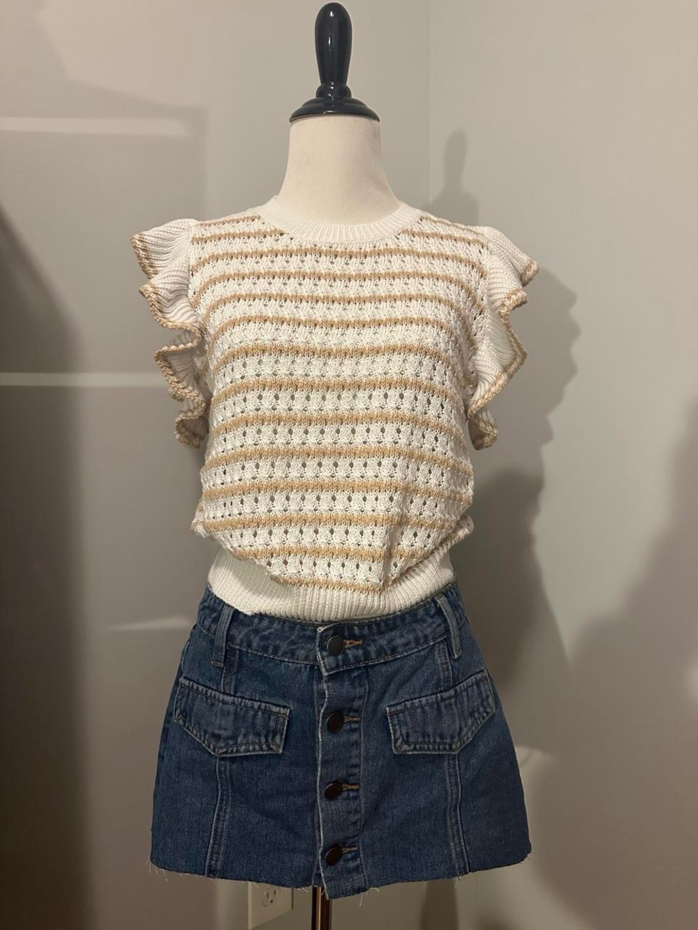 Cream Knit Ruffle Sleeve Tank Top with Tan Stripe Accent